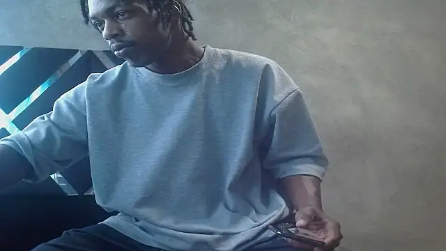 Larry-n-clouds' Live XXX Chat