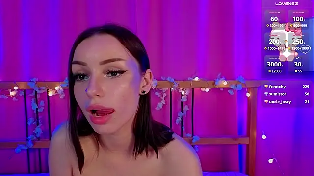 MayaPratt Adlı Modelin Canlı XXX Sohbeti