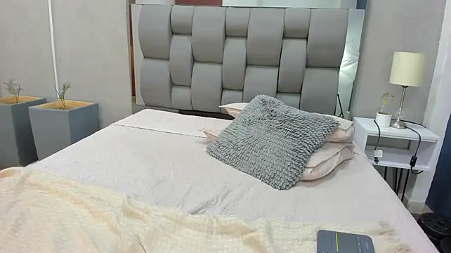 Živý XXX chat Charlie___Musk