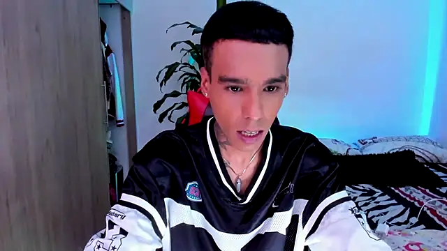 XXX chat uživo modela Damianwhite