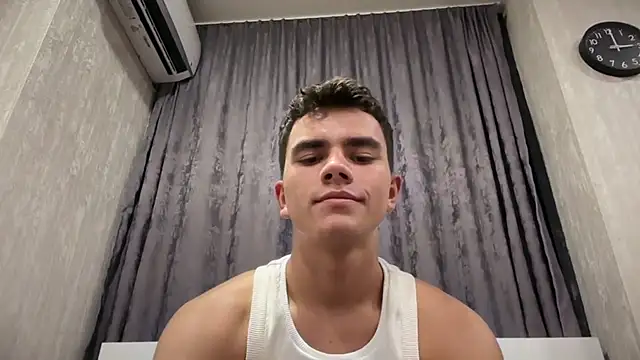 Just_Max02 webcam show
