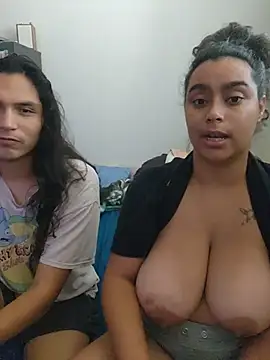 cinnaminnie Chat XXX in diretta