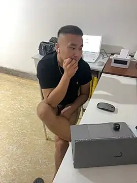 Stripchat-SM: онлайн-секс-чат