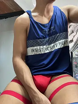 Paul22cm- – Naživo XXX chat