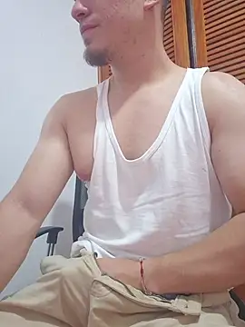 צ'אט XXX בשידור חי של TouchDaddy4