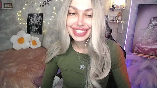 Živý XXX chat NickyAdamidi