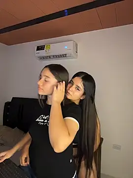 XXX chat uživo modela Zow_