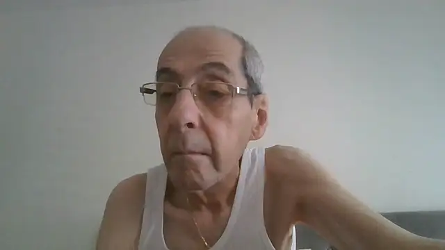 whitemilk4u XXX чат на живо
