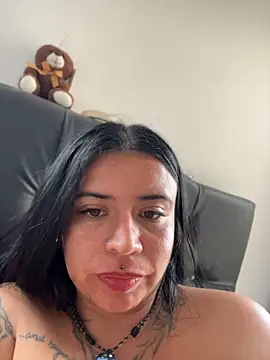 Devilsweet17n Live XXX chat