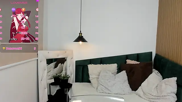 XXX chat uživo modela Merlia