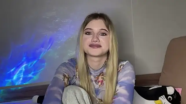 Chat +18 de EstellOnorati ao vivo