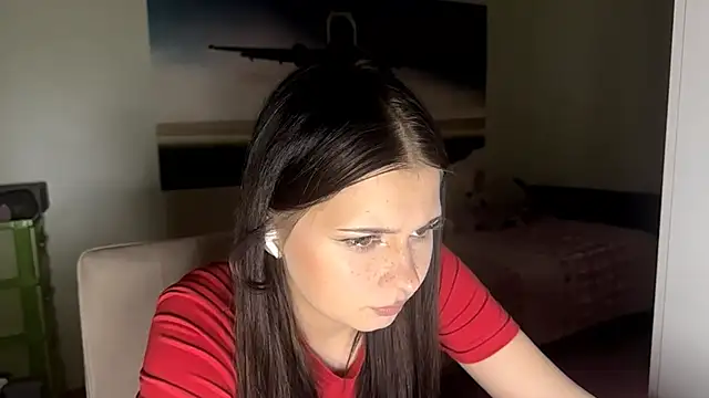 KatelinSpiegle XXX чат на живо
