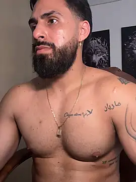 Ryan_Black3 Adlı Modelin Canlı XXX Sohbeti