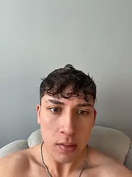 Chatroom XXX en direct de OLIVER_K