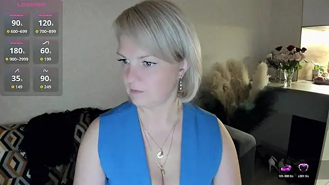 Juarnea_'s Live XXX Chat