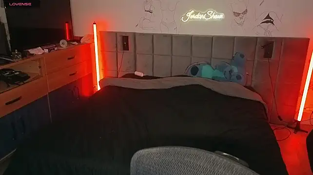 XXX chat uživo modela JordanShow
