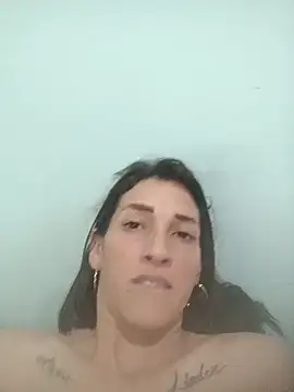 Vikyhot27 Live XXX-Chat