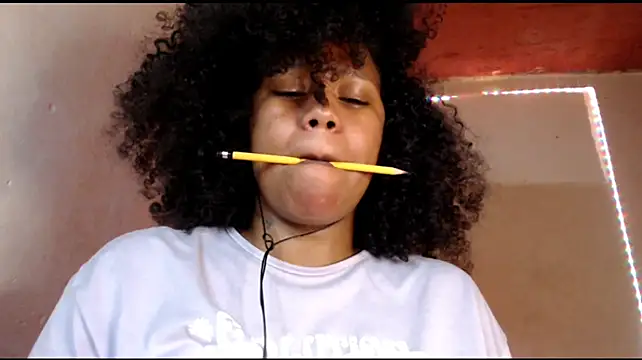 Chat +18 de cherry_cleou ao vivo