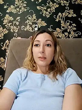 KikiKaBoom XXX чат на живо