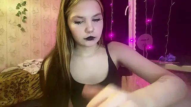 AuldNinthn Live XXX chat
