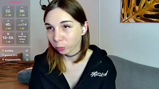 SunriseYuna XXX чат на живо