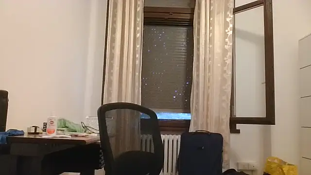 Miasexmilf XXX чат на живо