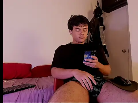 lucian_brand XXX чат на живо