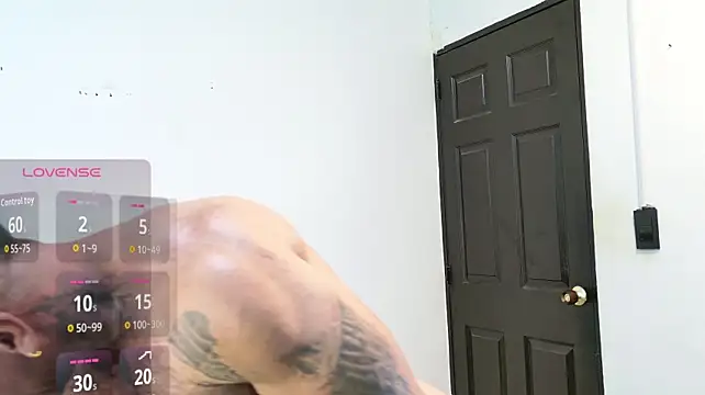 Chat +18 de jocobo_hot ao vivo