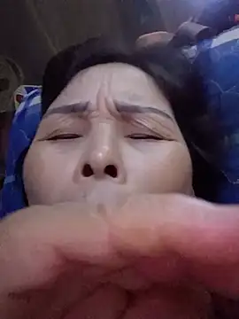 Kiki_sexyy XXX чат на живо