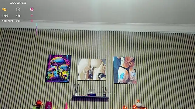 LilyHarwick XXX чат на живо