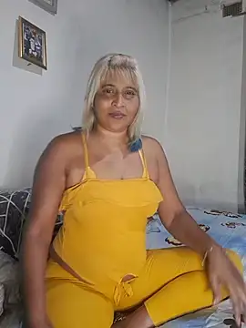 Goodgirlsue_77 XXX чат на живо