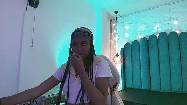 Queen_perla_ XXX чат на живо