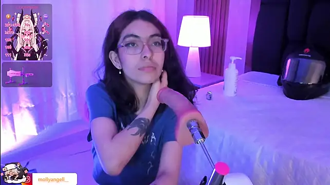 Molly_A XXX чат на живо