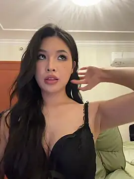 yy22111's Live XXX Chat