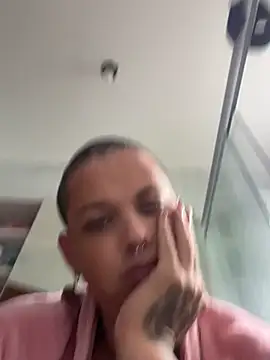 alicetgirlbr XXX чат на живо