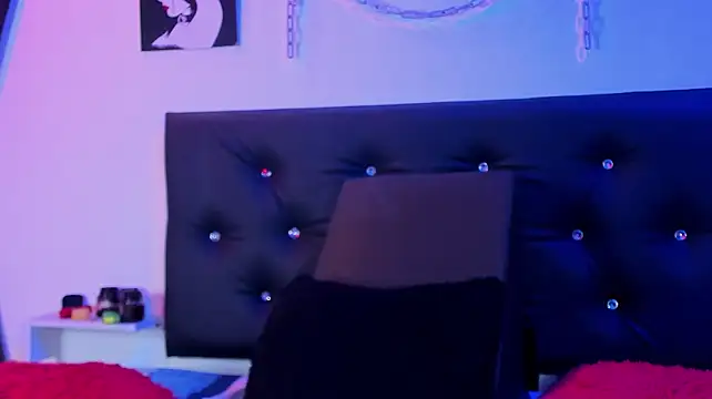 Little_Naughtty XXX чат на живо