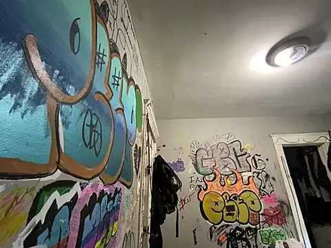 gothboiplzty XXX чат на живо