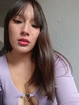 CrystalLaurent XXX чат на живо