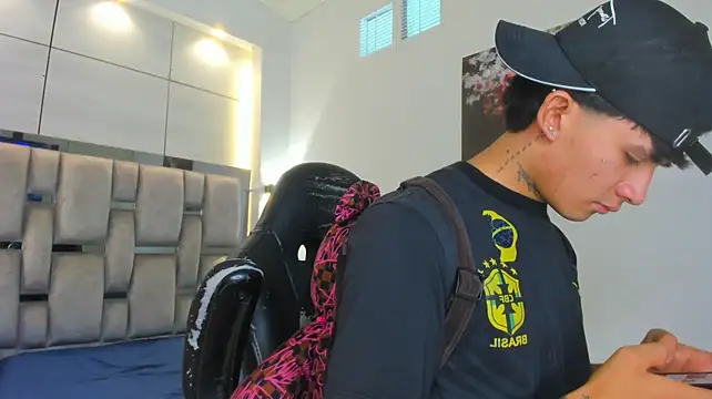 دردشة Ruslan_marcel الجنسية المباشرة