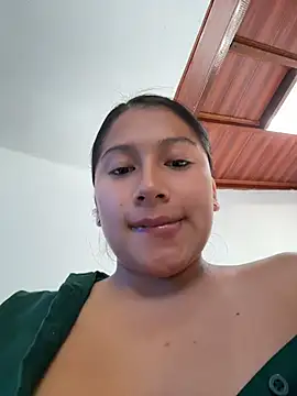 LinnaGardenia Chat XXX live