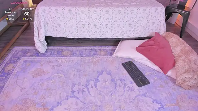 VioletPaket – Live XXX-chat