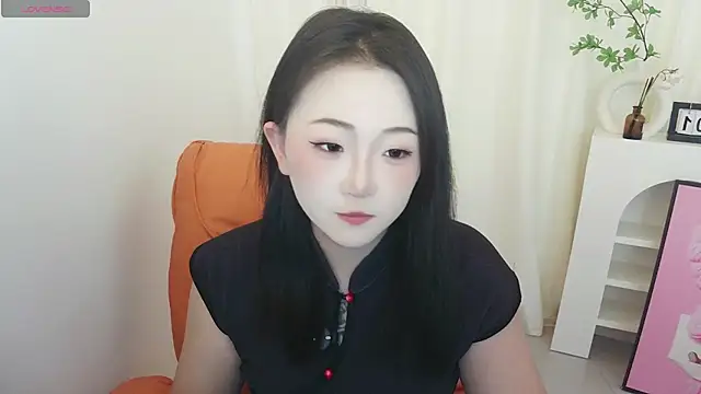 צ'אט XXX בשידור חי של yanyan88