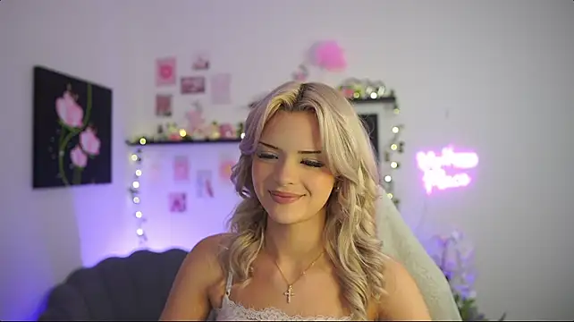Barbie_Bree_ Chat XXX in diretta