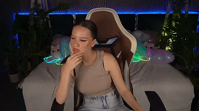 Živý XXX chat MissSonyaShy