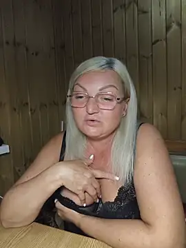 White-Chocolatte's Live XXX Chat