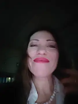 pure_elena Chat XXX live