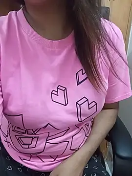 Tanha18 Chat XXX in diretta