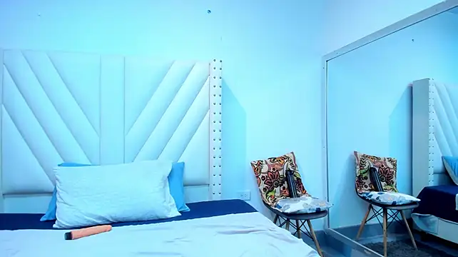 Chat XXX en directo de Paulynavera