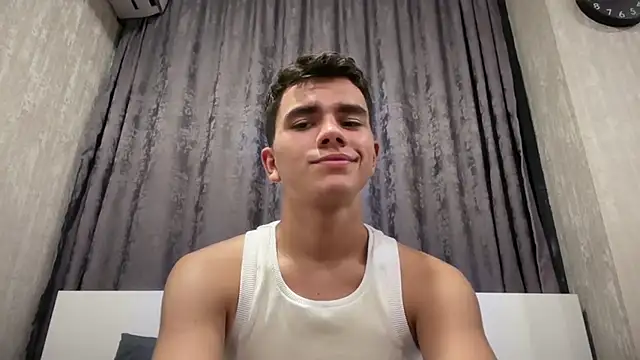Just_Max02n Live XXX chat