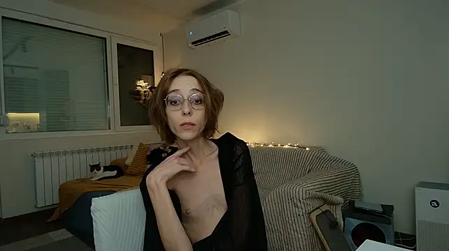 amber_quell_here élő XXX-chatje